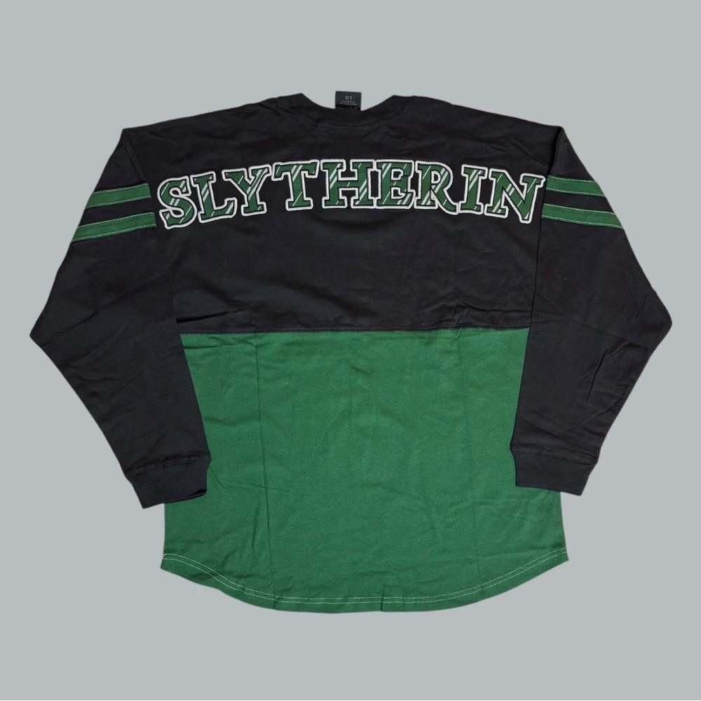 Universal Studios Wizarding World Harry Potter SLYTHERIN Spirit Jersey - Large